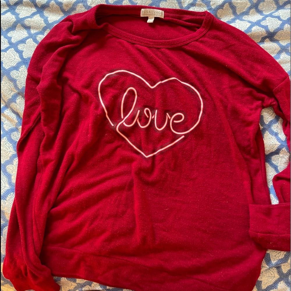 PJ SALVAGE Super cozy shirt perfect for a cozy night.